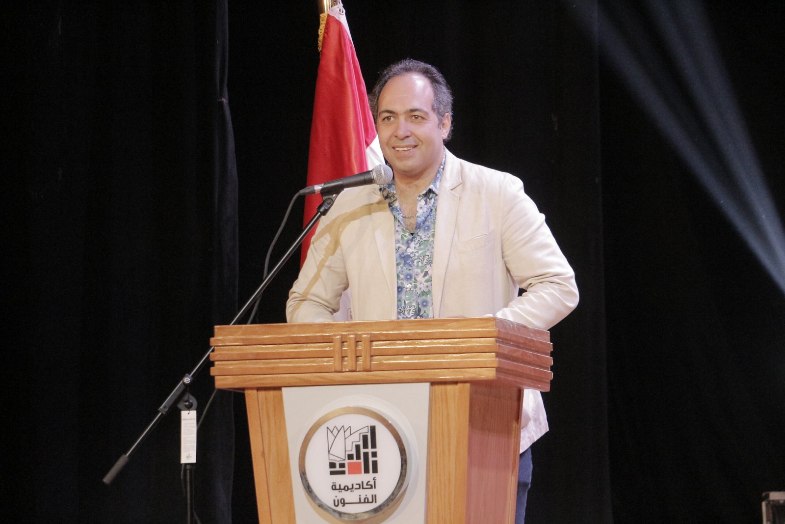 عمرو قابيل