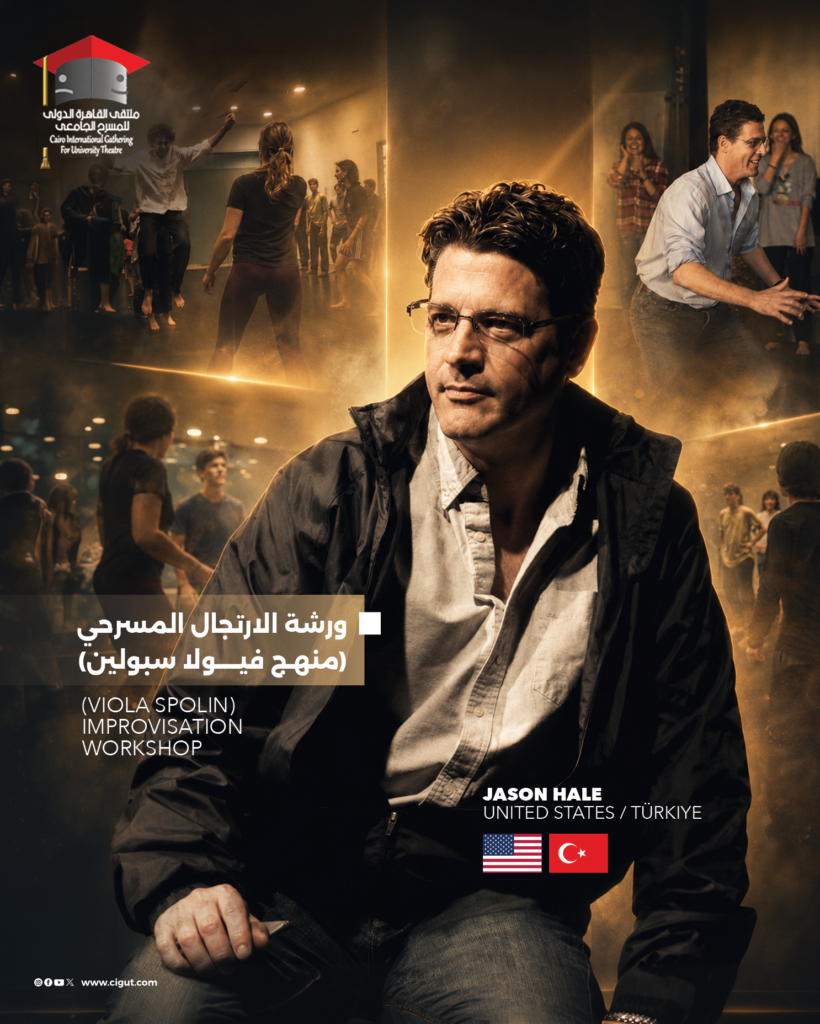 ٣